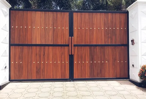 Wood & Steel railing thumbnail 3